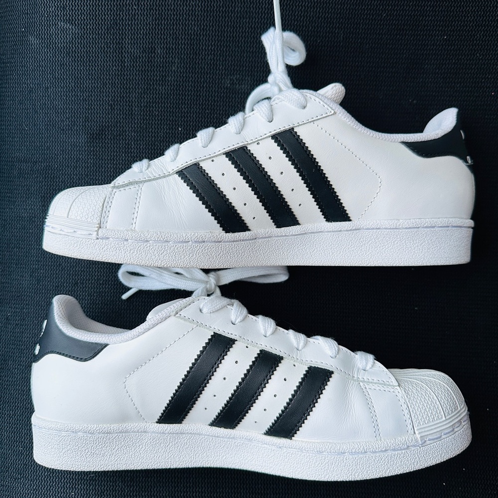 Adidas women’s super star shoes